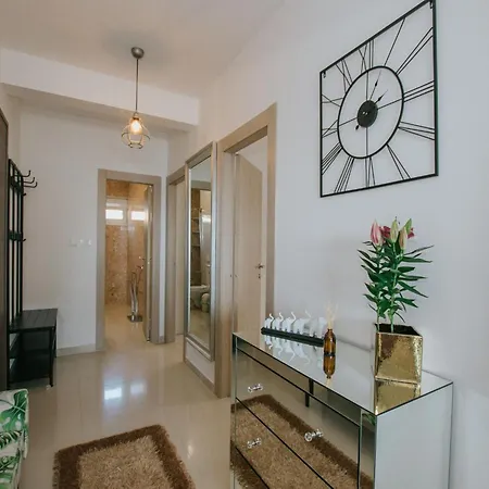 With Parking Space Seget Donji, - 22549 شقة تروغير