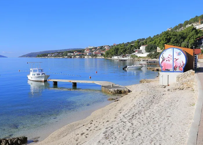 With Parking Space Seget Donji, - 22549 特罗吉尔